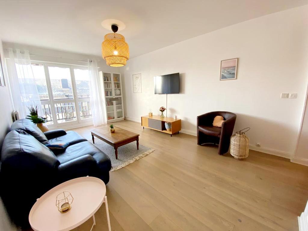 Le Cosy Avec Piscine, Balcon Et Parking Lejlighed Trouville-sur-Mer Eksteriør billede