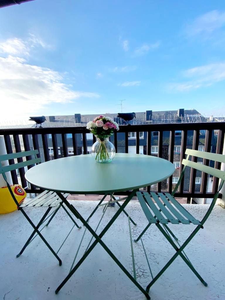 Le Cosy Avec Piscine, Balcon Et Parking Lejlighed Trouville-sur-Mer Eksteriør billede