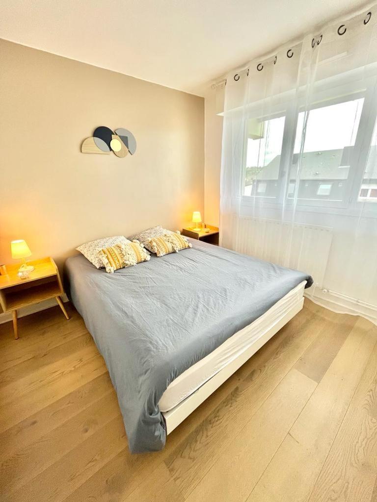 Le Cosy Avec Piscine, Balcon Et Parking Lejlighed Trouville-sur-Mer Eksteriør billede